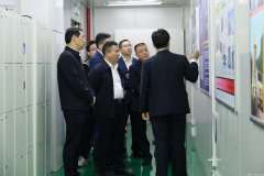 宜春市电子信息产业链招商小分队莅临PG官方网站-PG(中国)一站式游戏服务平台参观调研